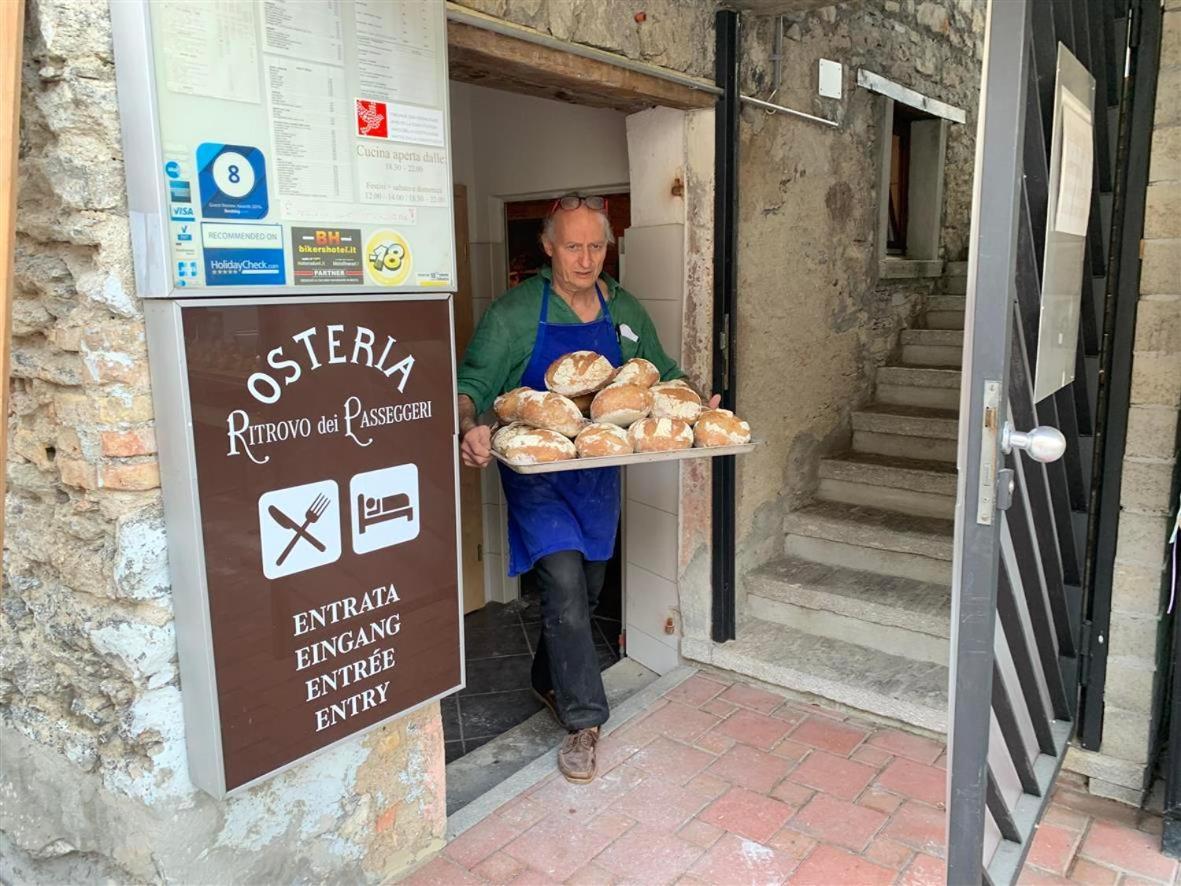 Osteria Ritrovo Dei Passeggeri Hotel SantʼAntonio Exterior foto